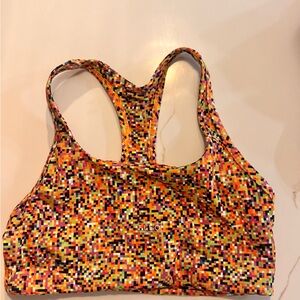 Fleo Colorful Pixelated Sports Bra